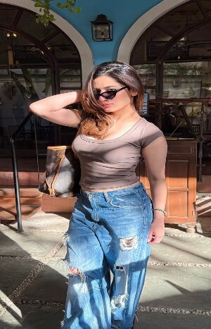VIP call girl in Chennai